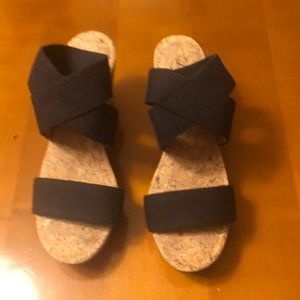 Lucky brand platform sandal